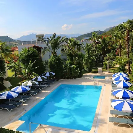 Arkadas Otel